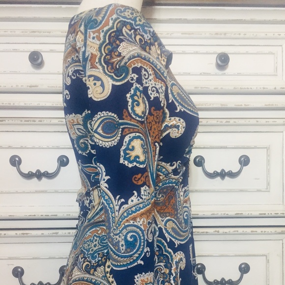 Glamorous Bronze & Deep Tones of Blue, Blouse from VENUS - Picture 4 of 11